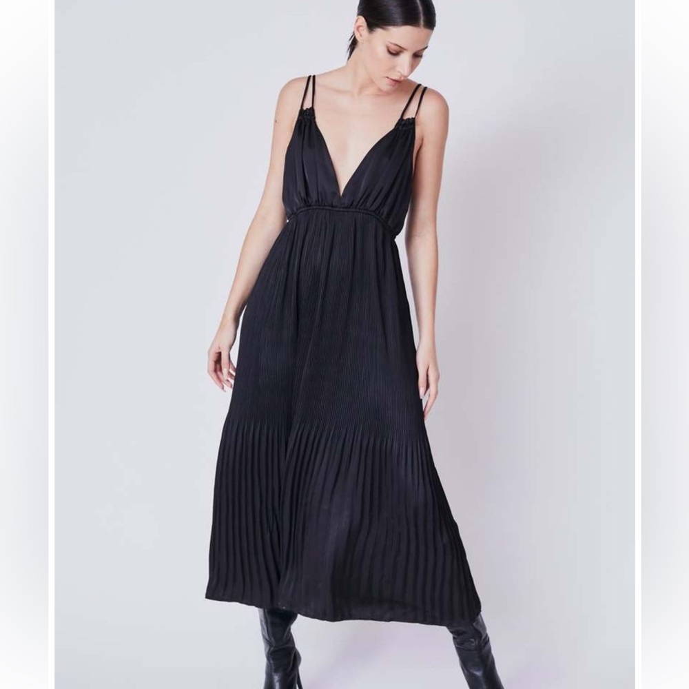DELUC Ossani Pleated Maxi Dress Size Large Black Cocktail Dressy Party Event‎